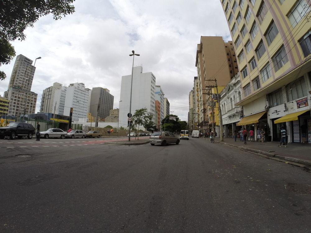 State Hostel - Em Frente Ao Metro Сан-Пауло Экстерьер фото